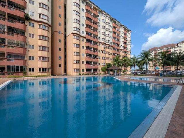 Apartment for sale in Port Klang, Selangor