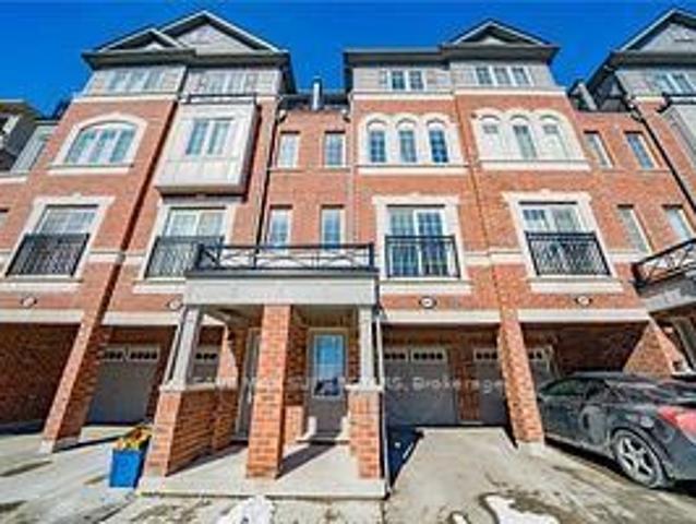 Townhouse for rent in Woburn, Ontario