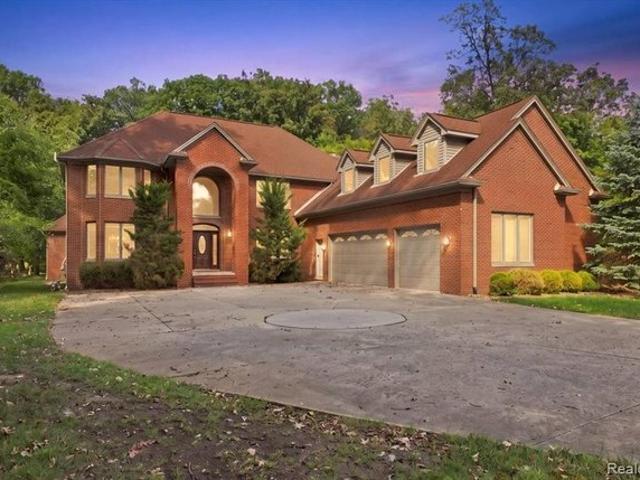 House for sale in Grosse Ile, Michigan