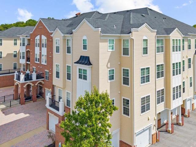 Condo for sale in Odenton, Maryland
