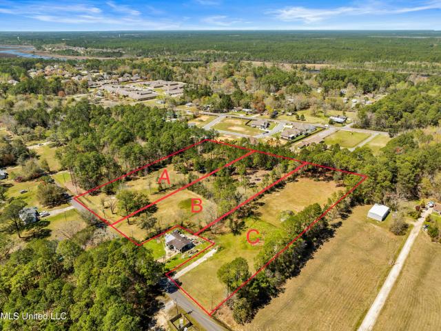 Land for sale in Ocean Springs, Mississippi
