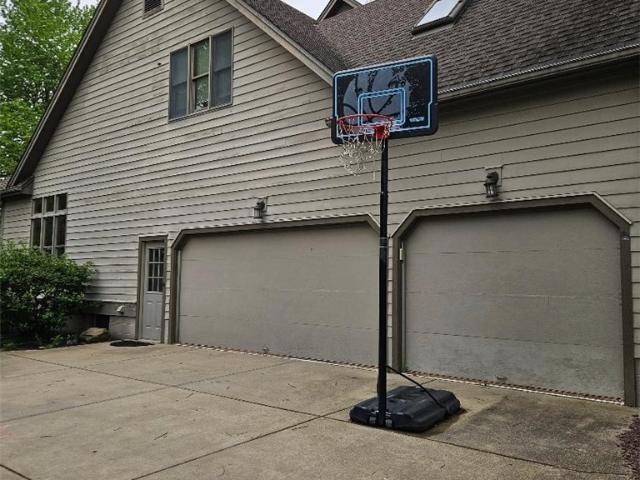 House for sale in Poland, Ohio