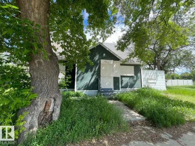 House for sale in Wedgewood, Alberta