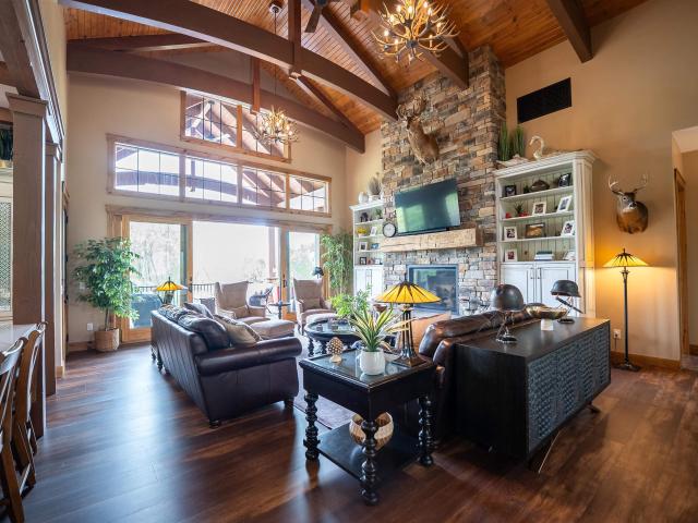 House for sale in Hudson, Indiana