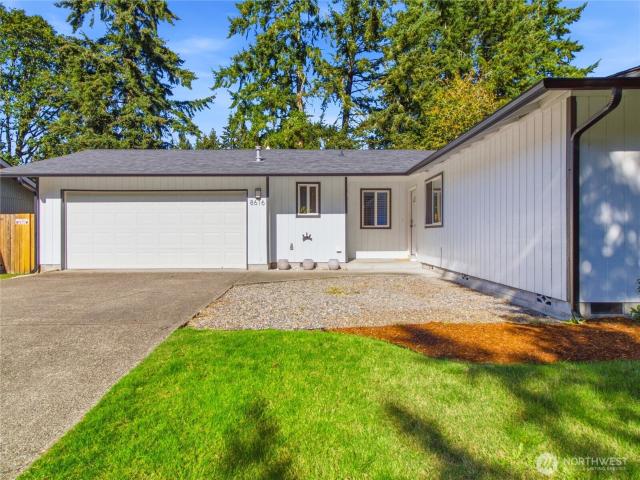 House for sale in Lake Forest, Lacey