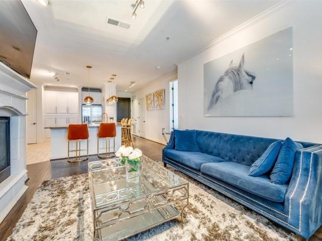 Condo for sale in Dallas, Texas