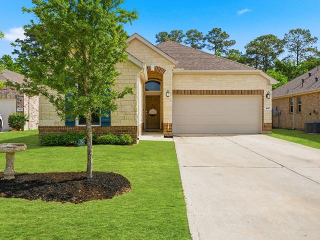 House for sale in Magnolia, Texas