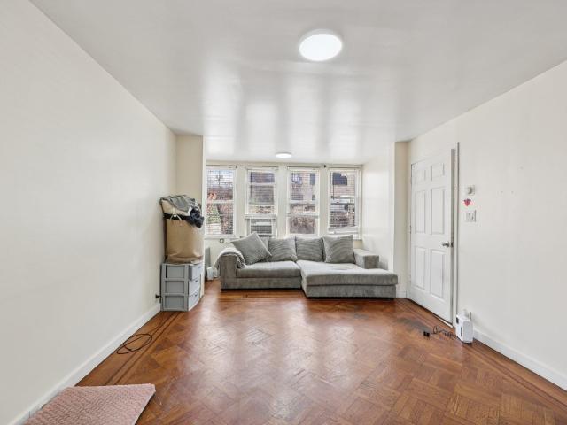 House for sale in Hudson, New Jersey