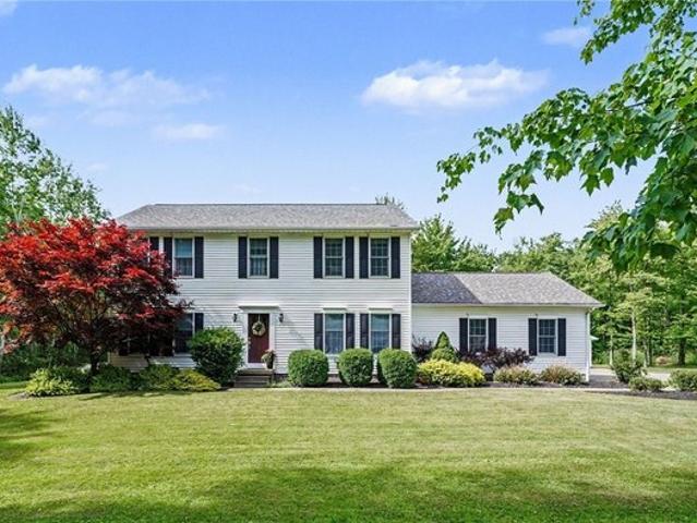House for sale in Jefferson, Ohio