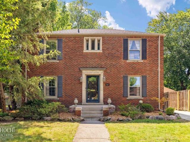 House for sale in Grosse Pointe, Michigan
