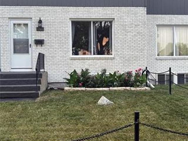 Townhouse for sale in East St. Paul, Manitoba