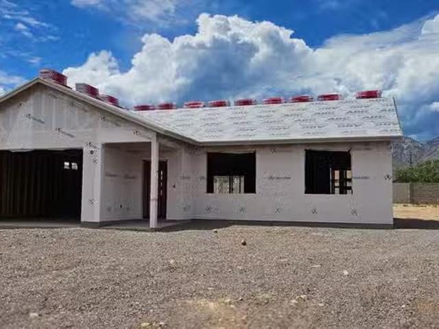 House for sale in Safford
