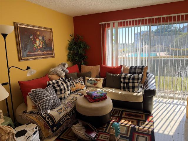 Condo for sale in Miramar, Florida