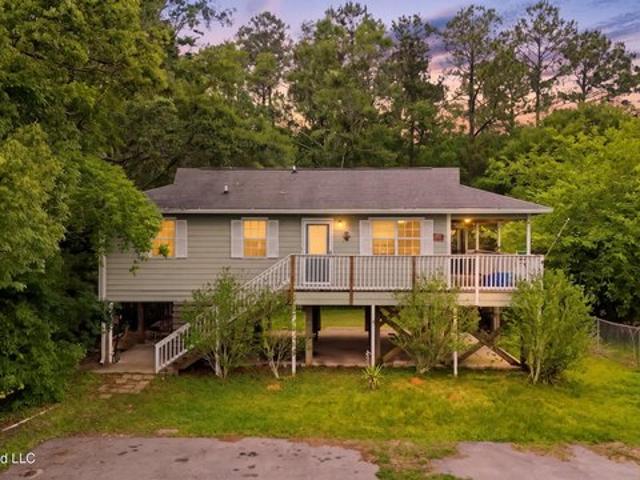 House for sale in Moss Point, Mississippi