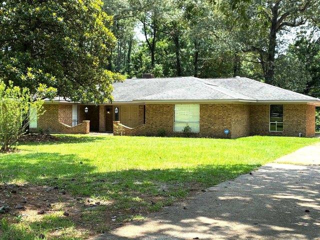House for sale in Dry Prong, Louisiana