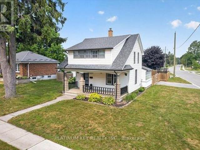 House for sale in Strathroy-caradoc, Ontario