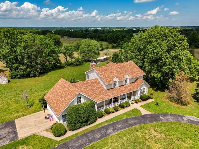 House for sale in Pierce City, Missouri