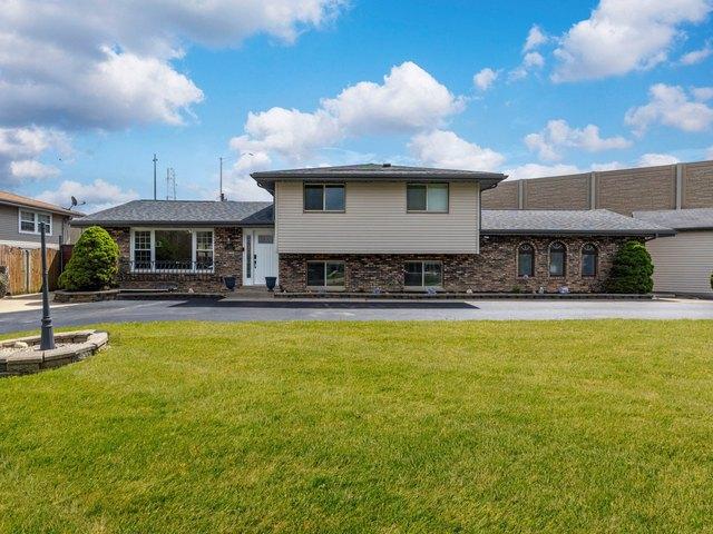 House for sale in Justice, Illinois