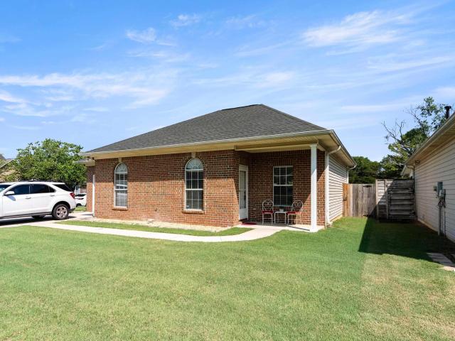 House for sale in Leeds, Alabama