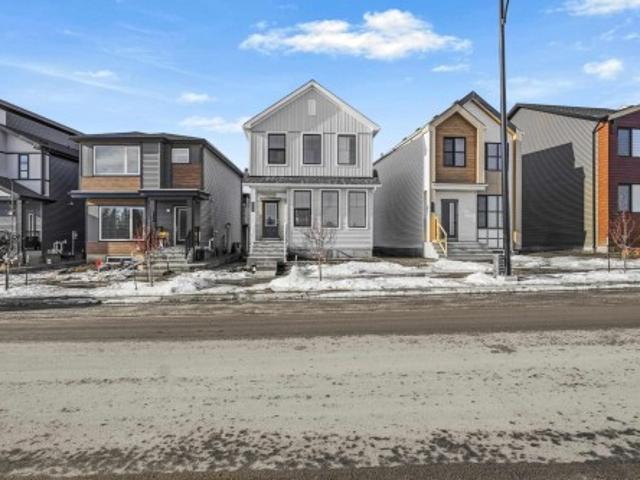 House for sale in Wedgewood, Alberta