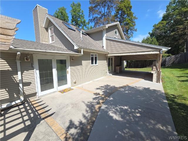House for sale in Niagara, New York
