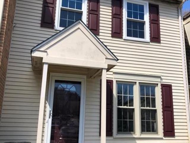 Townhouse for sale in Delaware