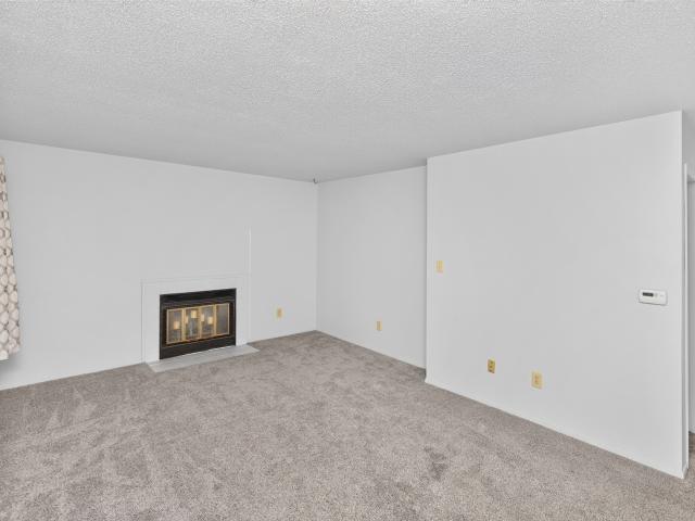 Condo for sale in Urbandale, Iowa