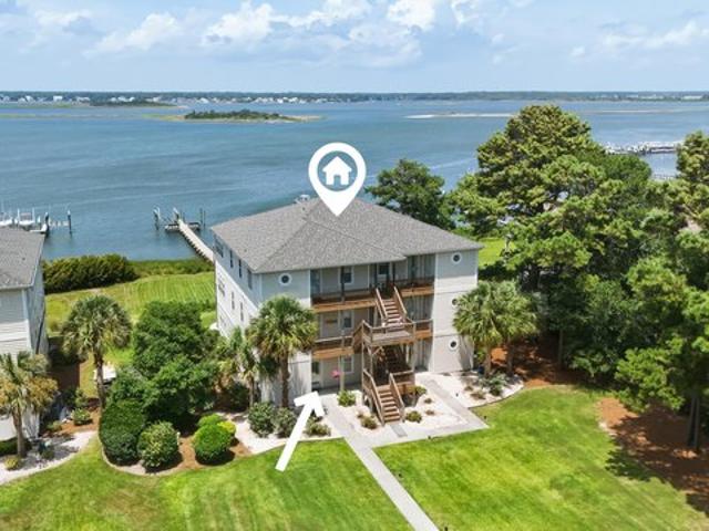 Condo for sale in Emerald Isle, North Carolina