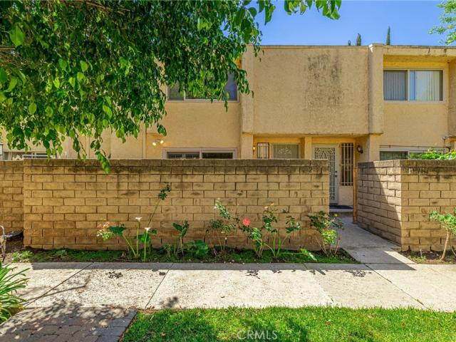 Condo for sale in Canoga Park, California