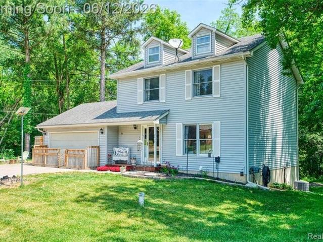 House for sale in Hamburg, Michigan