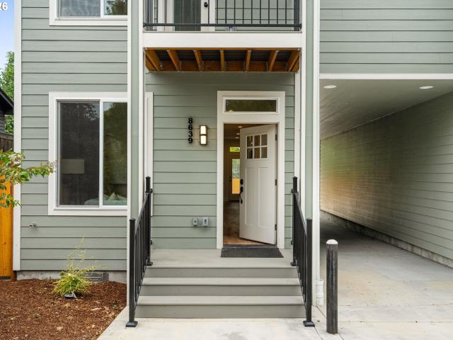 Condo for sale in Oregonia