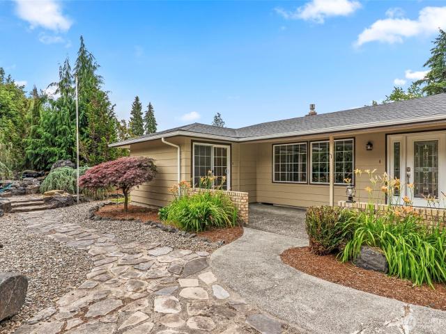 House for sale in Winlock, Washington