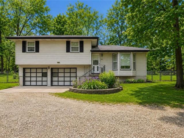 House for sale in Peculiar, Missouri
