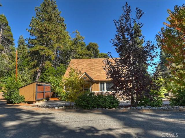 House for sale in Cedar Glen, California