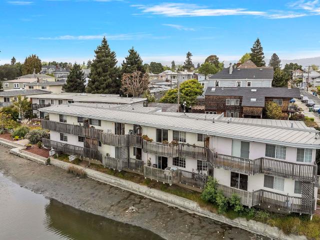 Commercial for sale in Alameda
