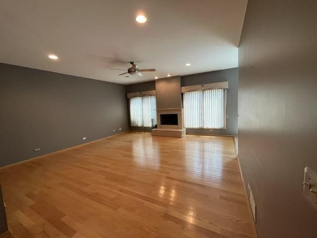 Townhouse for rent in Niles
