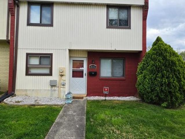 Townhouse for sale in Lanham, Maryland