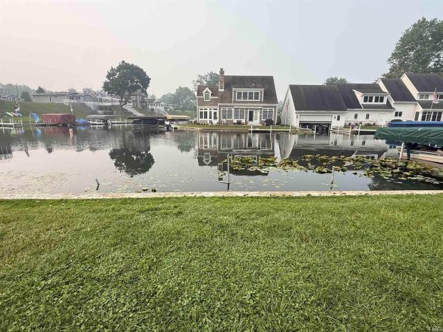 Land for sale in Syracuse, Indiana