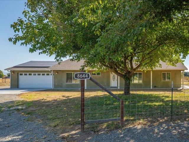 House for sale in Gerber, California
