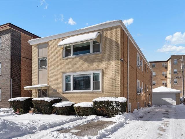 House for sale in Skokie, Illinois