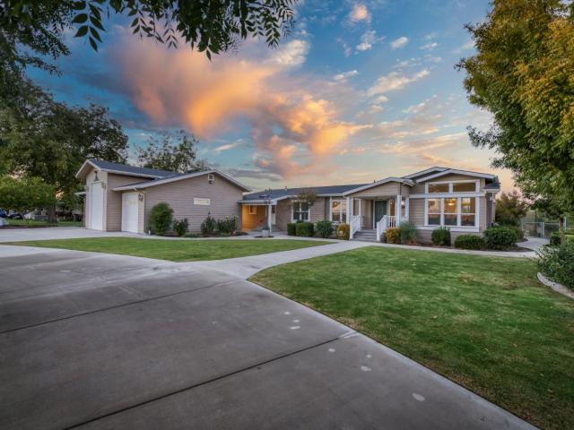 House for sale in Laton, California