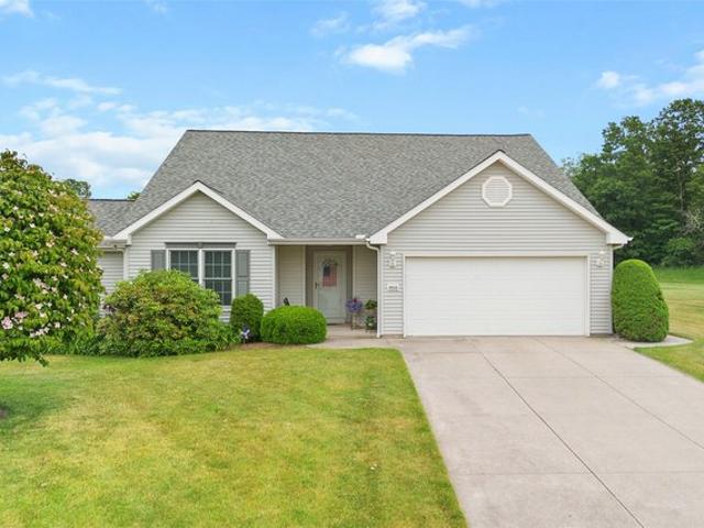 House for sale in Girard, Pennsylvania