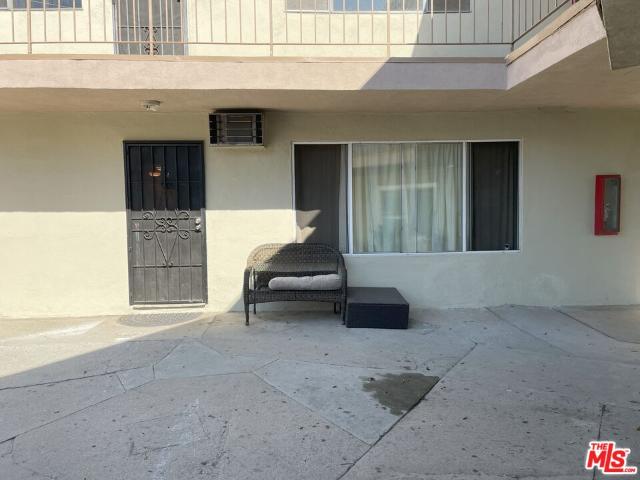 Condo for sale in Canoga Park, California