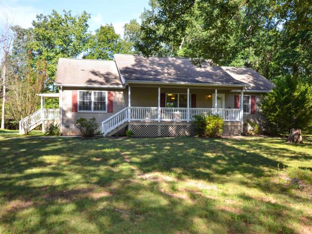 House for sale in Louisa, Louisa County