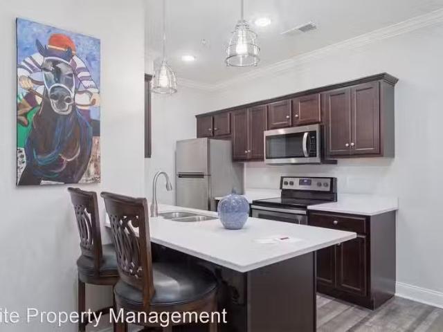 Condo for rent in Bowling Green