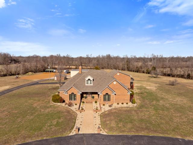 House for sale in Hazel, Kentucky