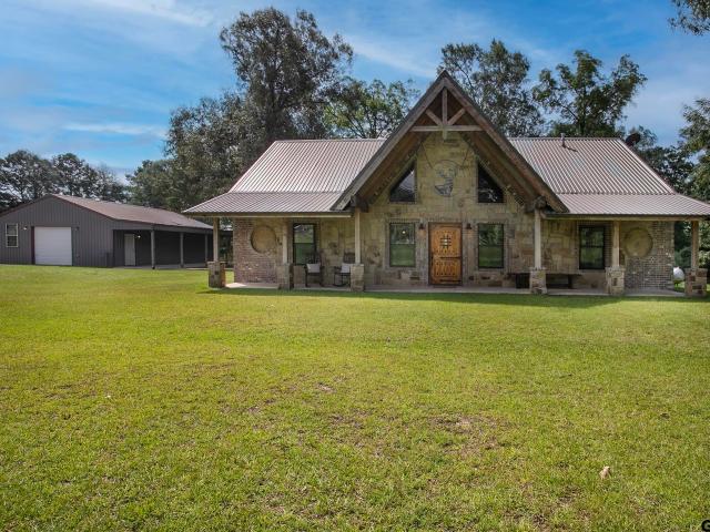 House for sale in Gladewater, Texas