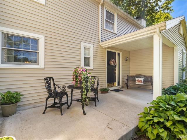 House for sale in Niagara, New York