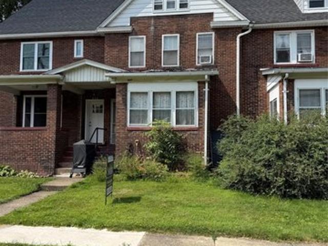 Townhouse for sale in Erie, Pennsylvania