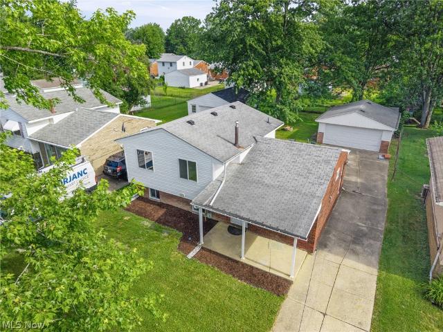 House for sale in Elyria, Ohio
